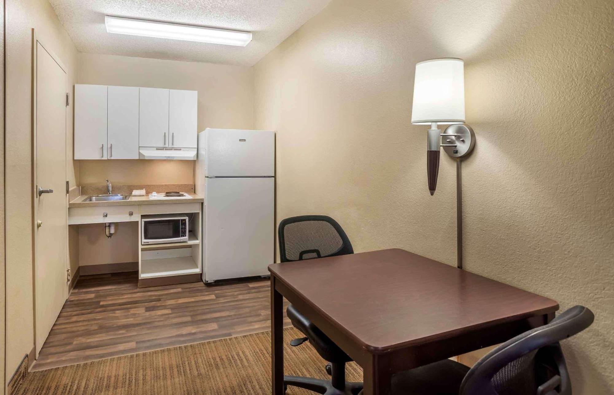 Extended Stay America Suites Washington Dc Germantown Town Center Exterior foto